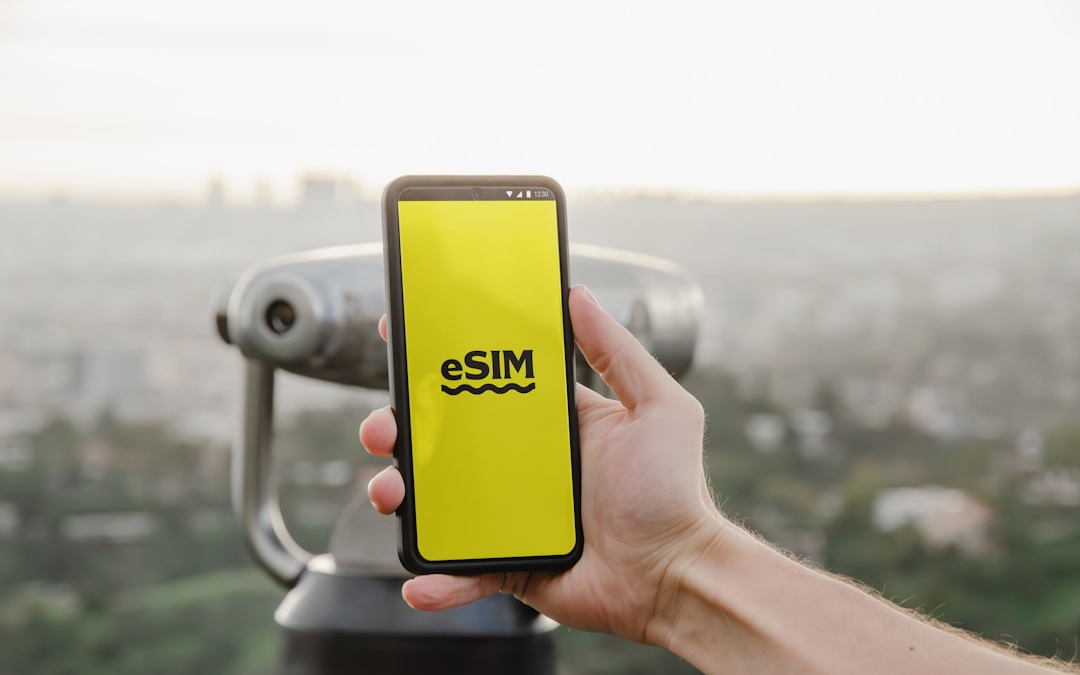 Ограничение оборота для eSIM и M2M-карт в России: как это изменит работу IoT и мобильной связи