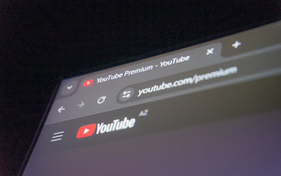 YouTube сделает режим картинка в картинке бесплатным для всех пользователей iPhone и Android